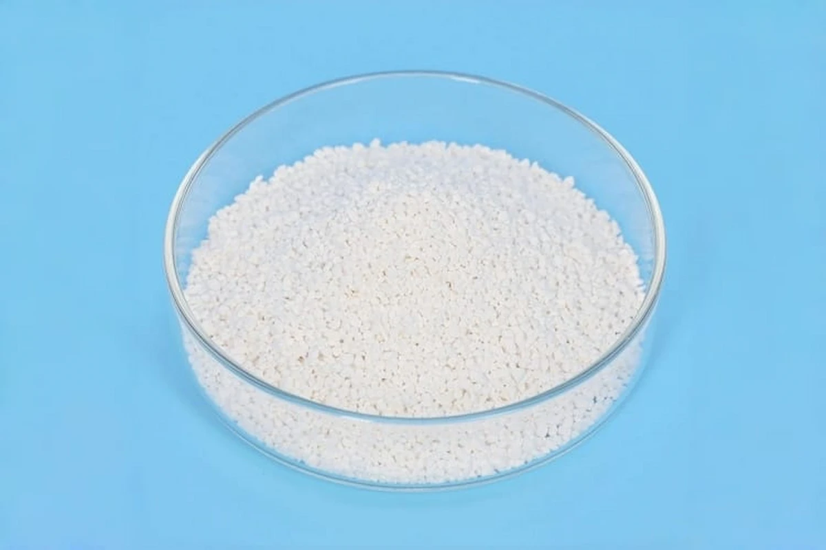 TCCA 80% Trichloroisocyanuric Acid thumbnail