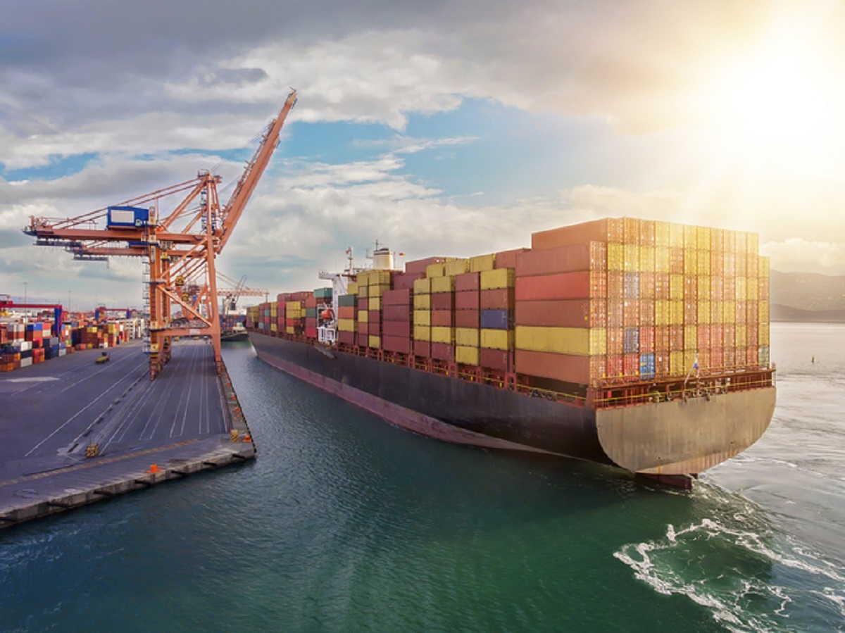 Logistics & Shipment Coordination